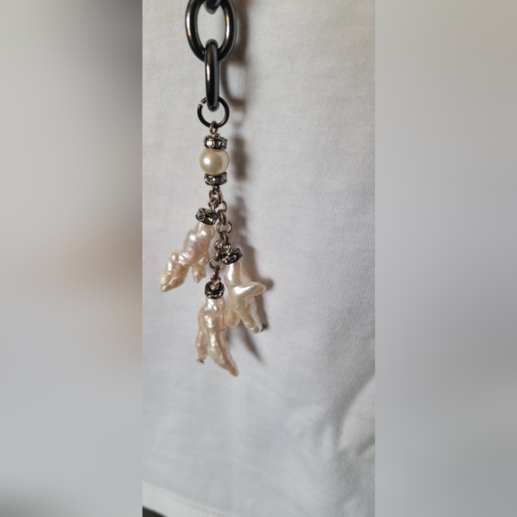 Baroque Pearl Tassel Necklace - Picture 14 of 16